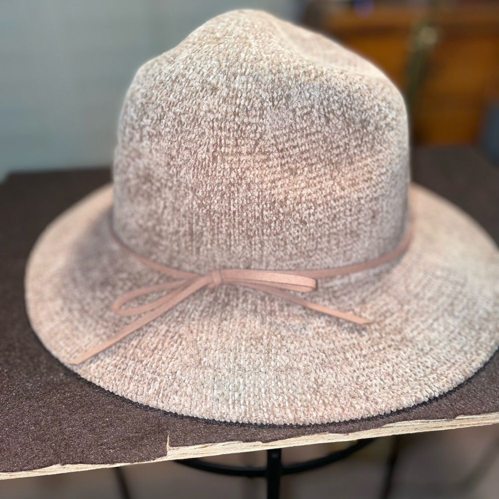 BOHO CHIC A NEW DAY  WOMENS CHENILLE FEDORA PANAMA HAT TAN - Picture 8 of 10